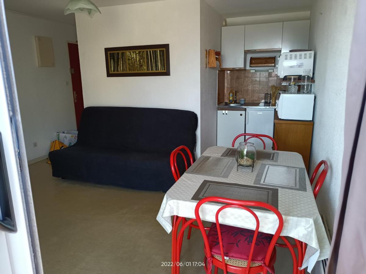 St Pierre La Mer,Appartement T2 En Residence Calme Fleury  Eksteriør billede